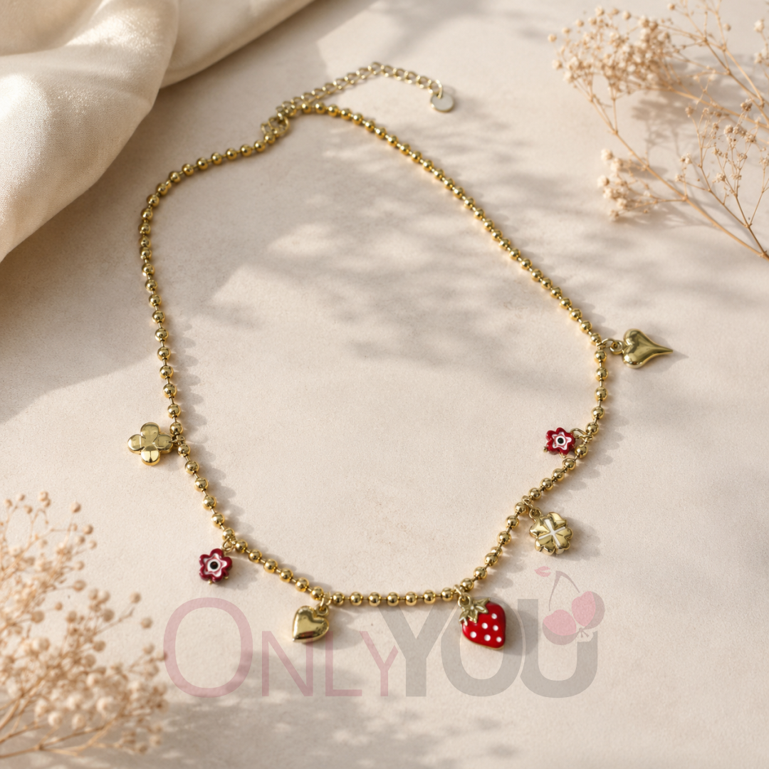 Колие чокър с червени мъниста и  висулки 2536-8 Strawberry