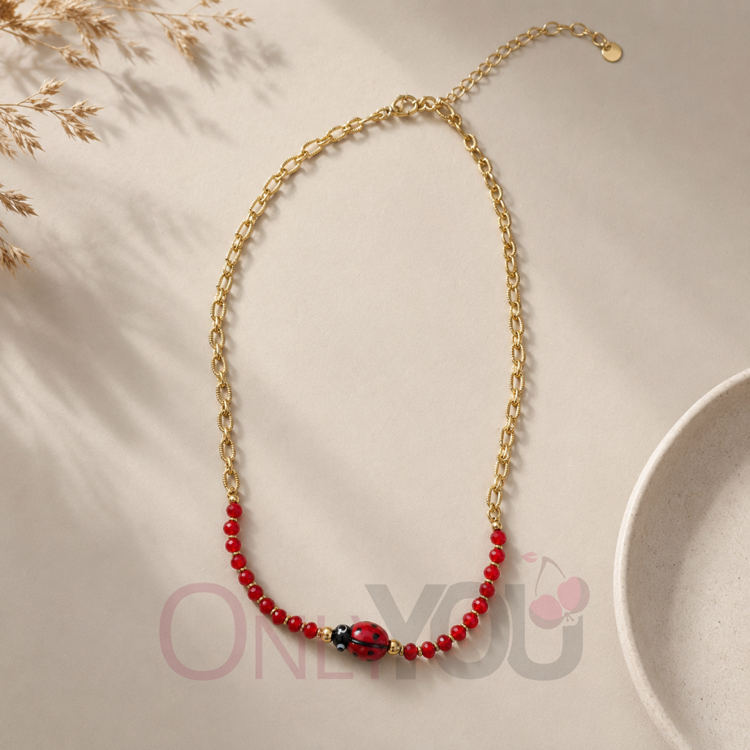 Колие чокър с червени мъниста и  висулки 2536-9 Ladybug